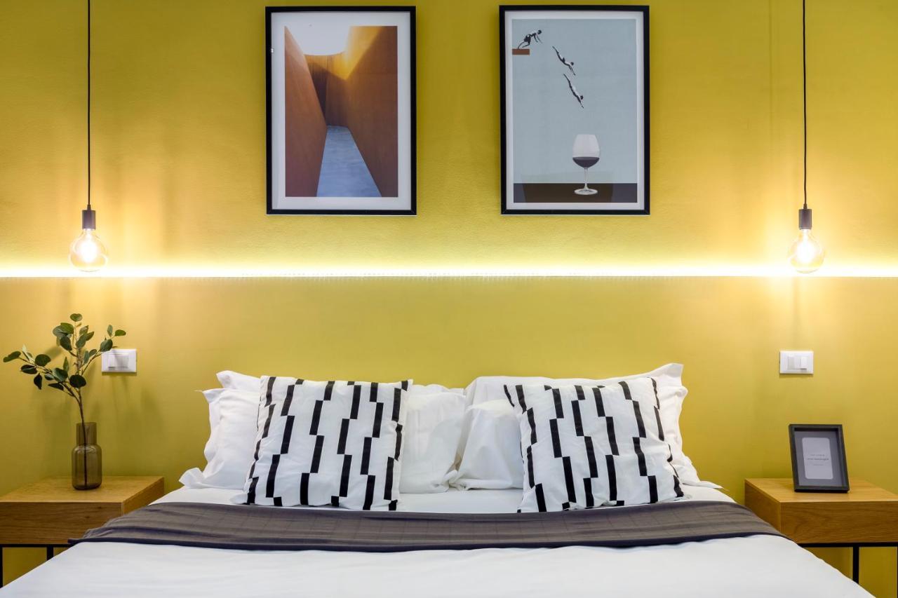 Elegante Appartamento Vicino Alla Stazione - Gold Triest Exterior foto
